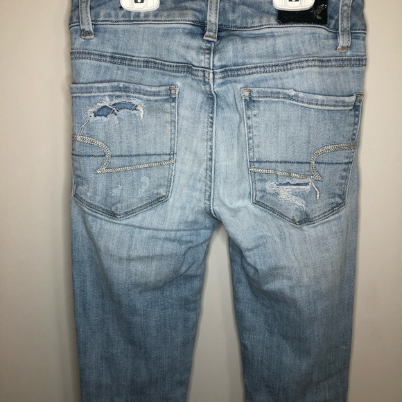 Hi-Rise Ripped Jeggings - Picture 10 of 15